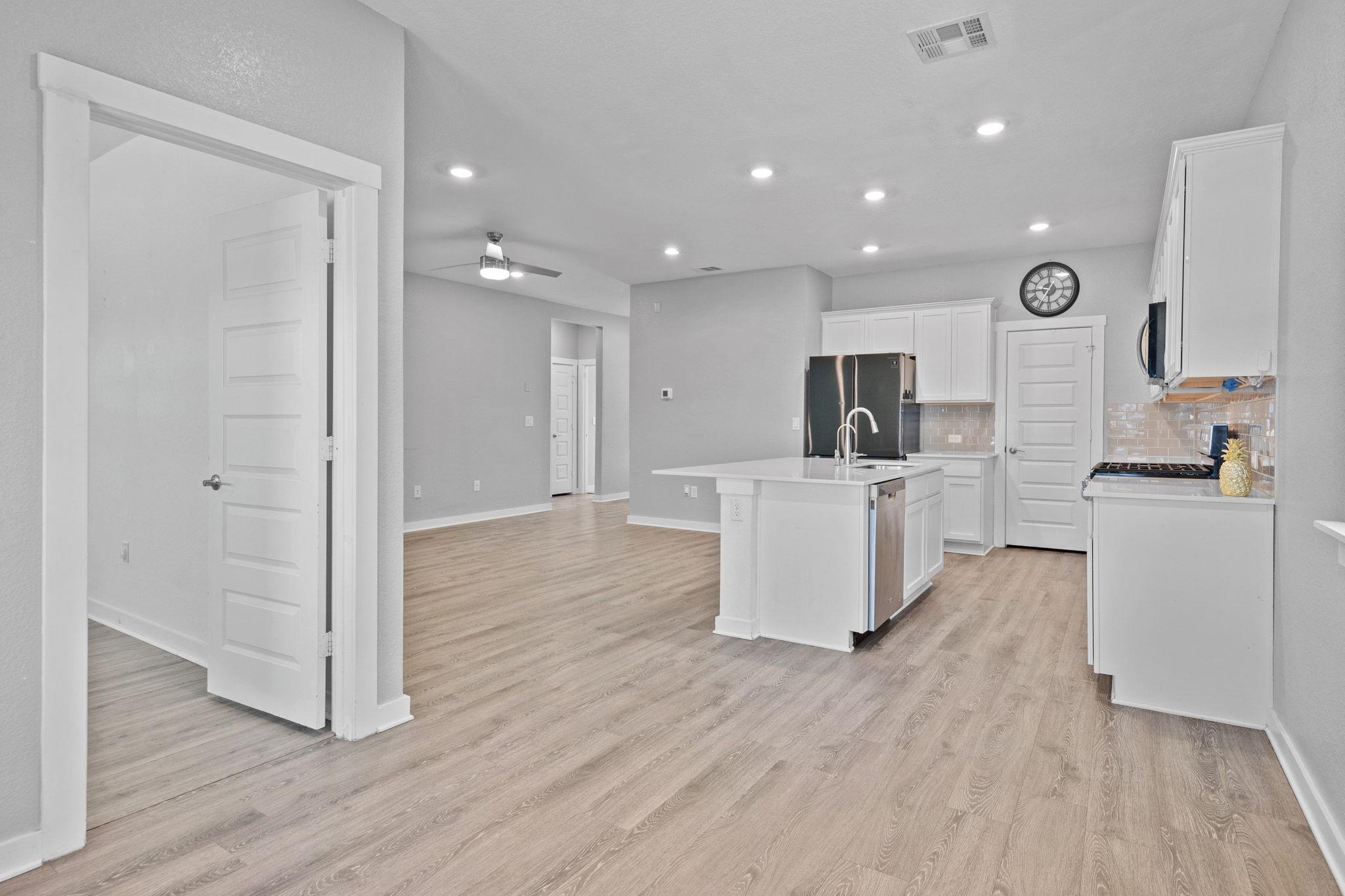 129 Cupreata Ln, Leander, TX 78641