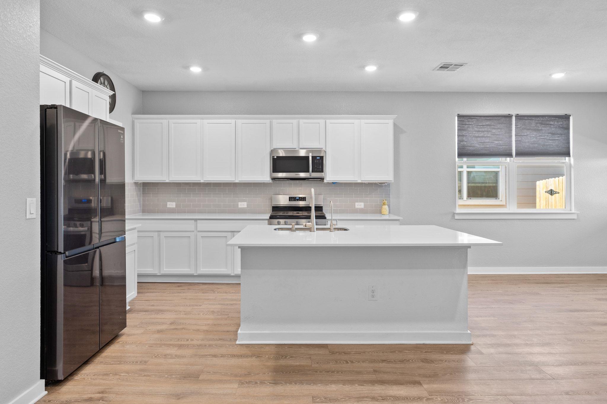 129 Cupreata Ln, Leander, TX 78641