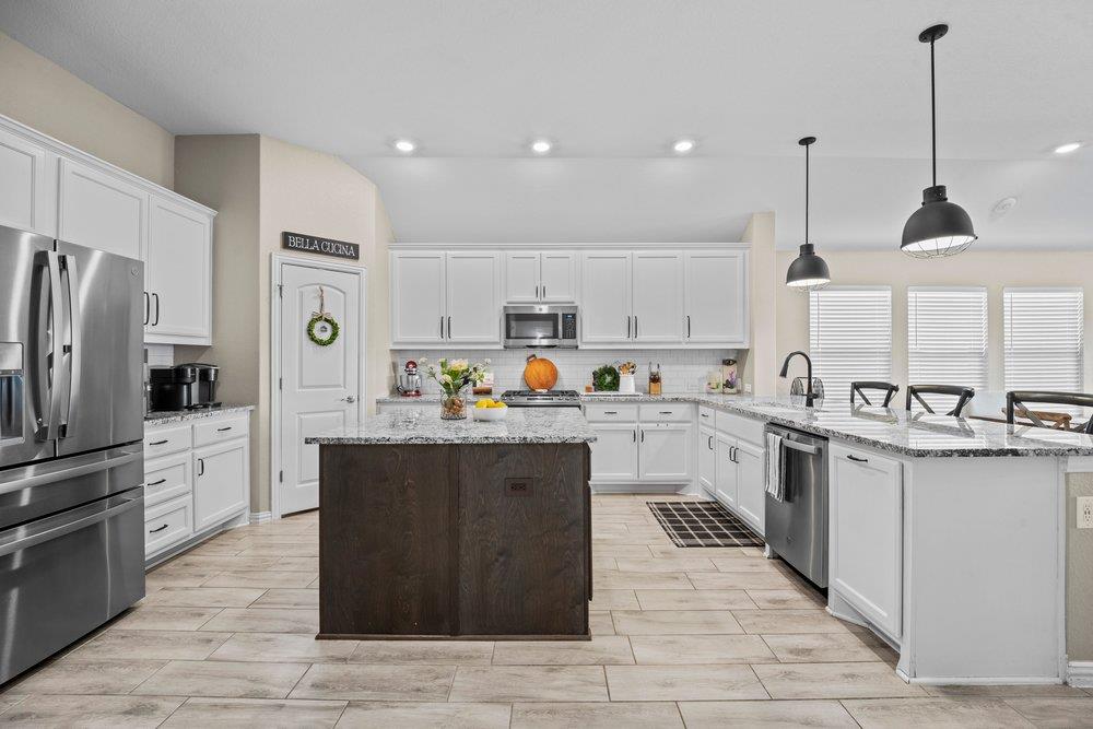 529 Cold River Run, Kyle, TX 78640