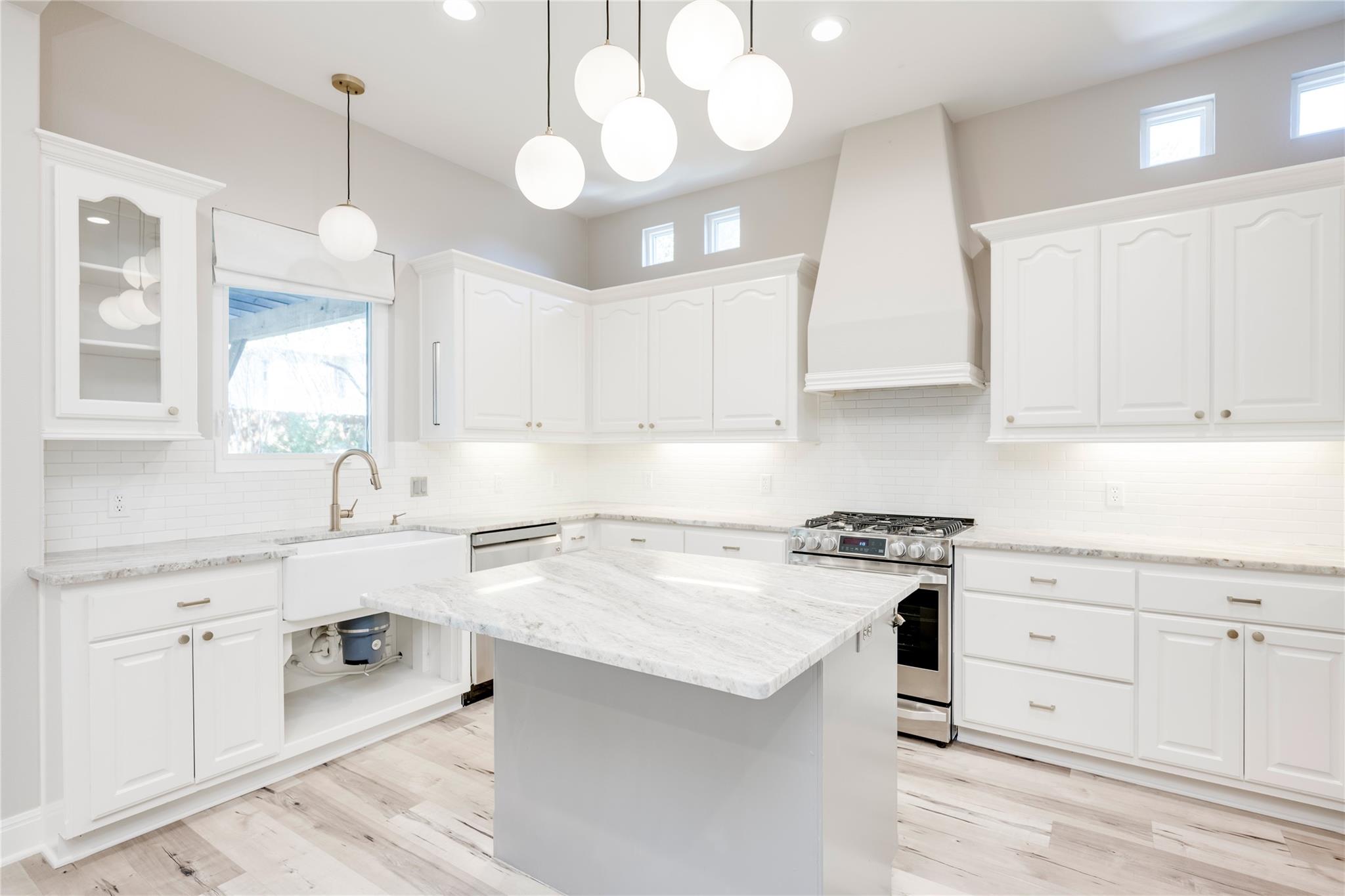 12600 River Bnd, Austin, TX 78732