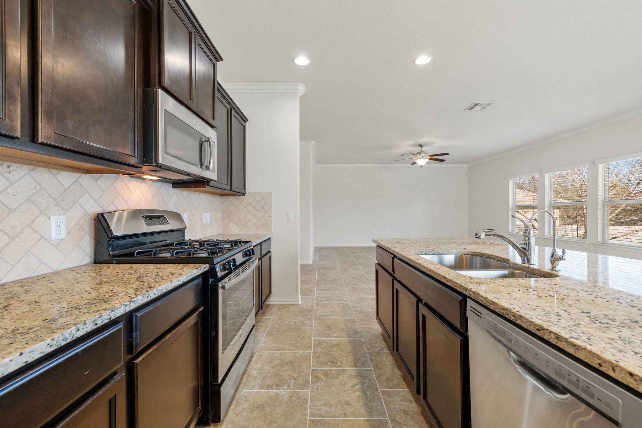 5700 Arbor Hill Ln, Austin, TX 78747