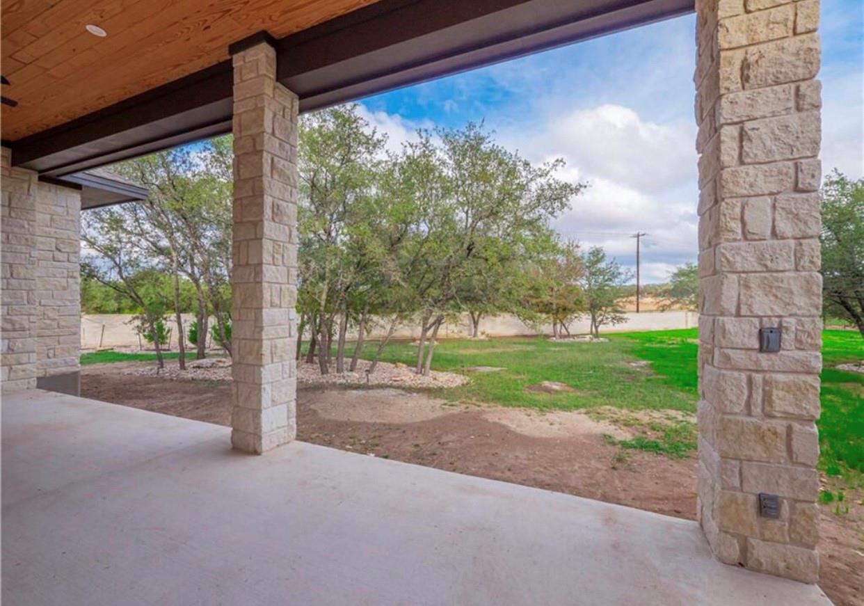 101 Gabriel Woods Dr, Georgetown, TX 78633