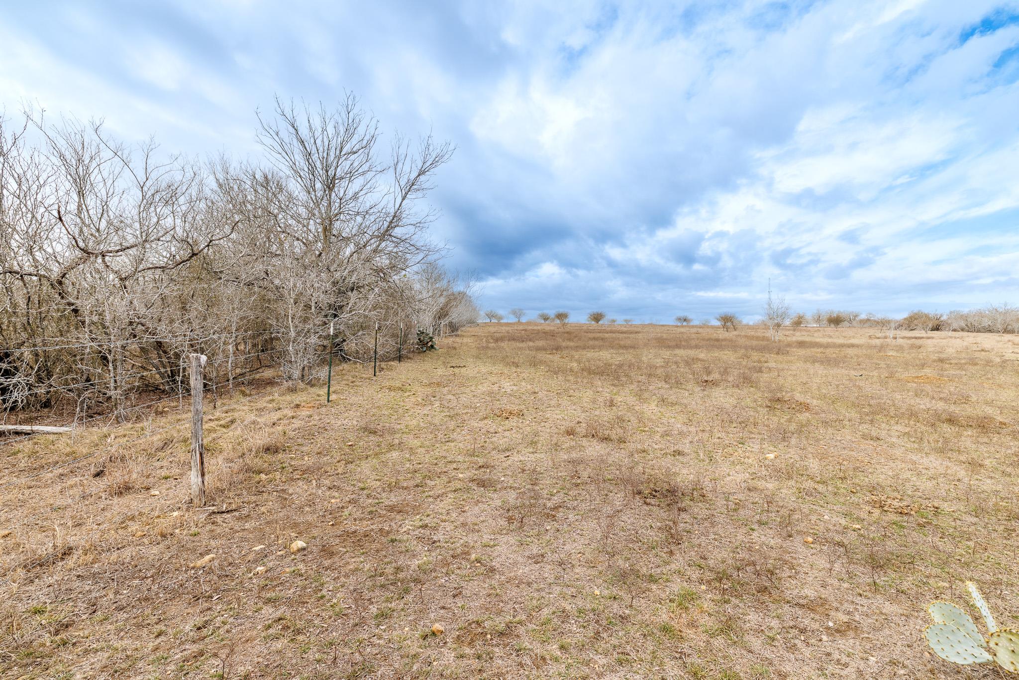 TBD County Road 424, Waelder, TX 78959