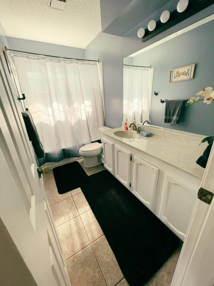 1807 Michael Wayne Dr, Austin, TX 78728