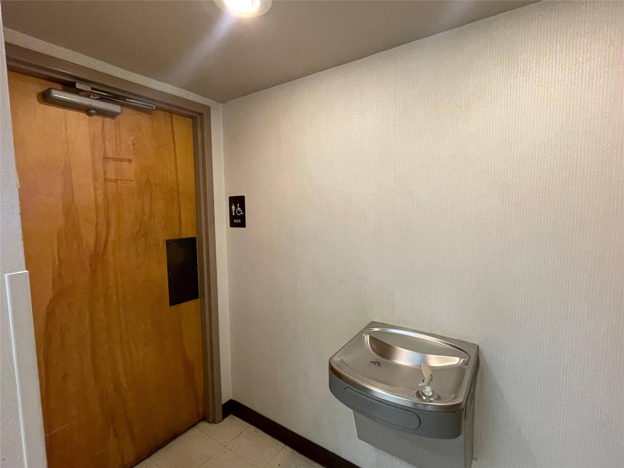 1305 S Key Ave, Lampasas, TX 76550