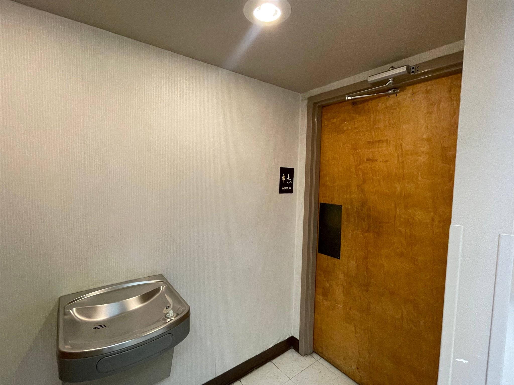 1305 S Key Ave, Lampasas, TX 76550