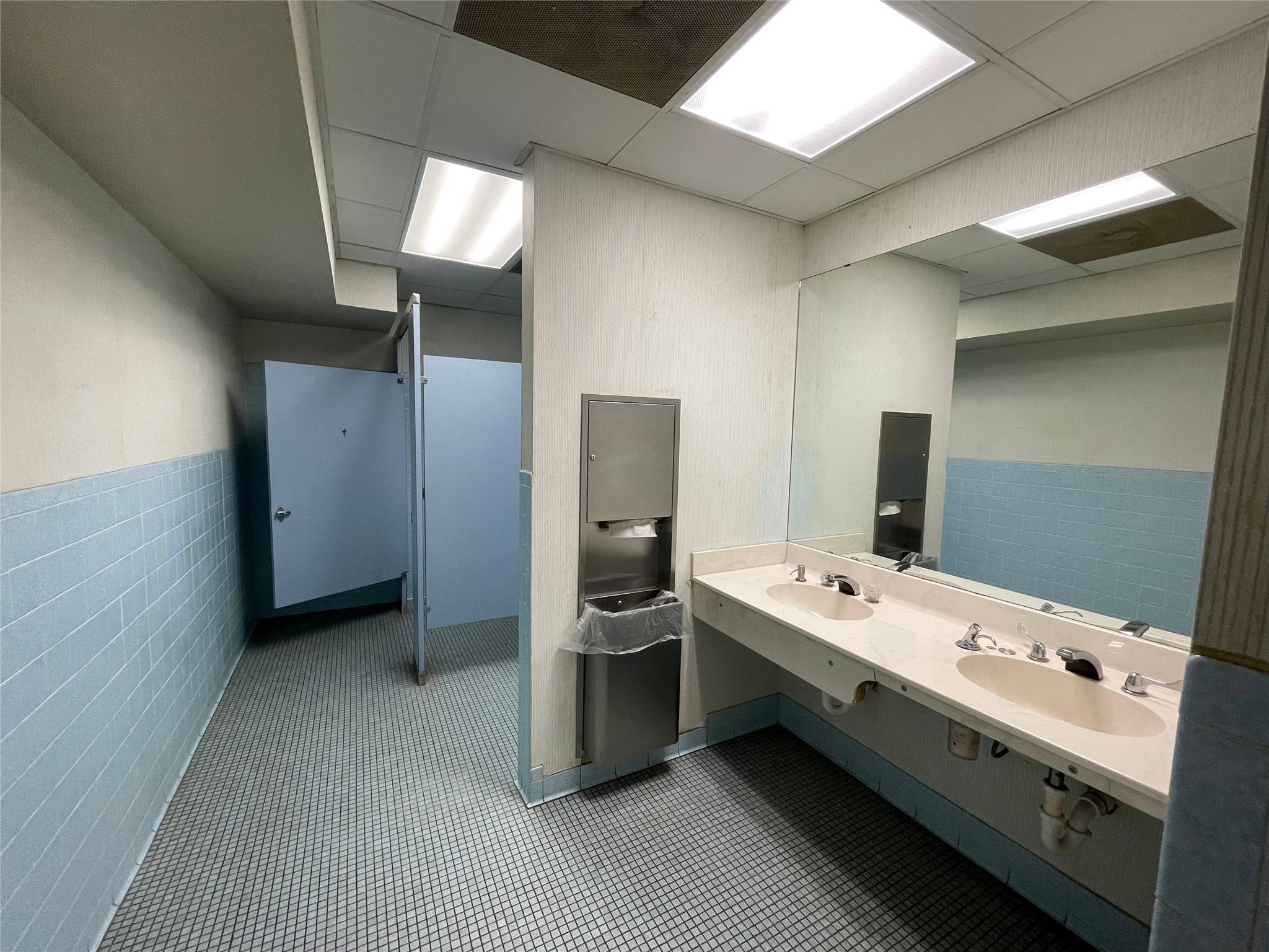 1305 S Key Ave, Lampasas, TX 76550