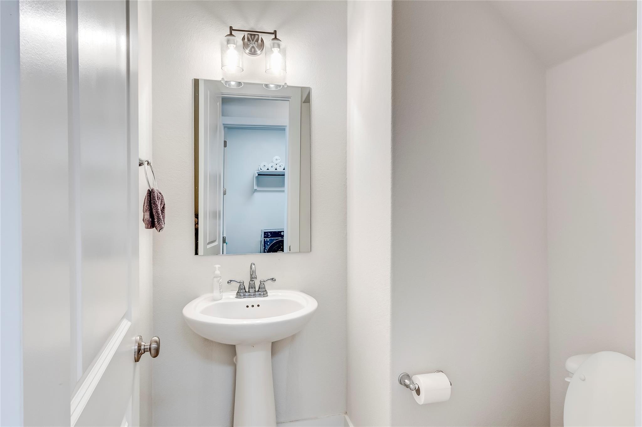 212 Charbono St, Leander, TX 78641