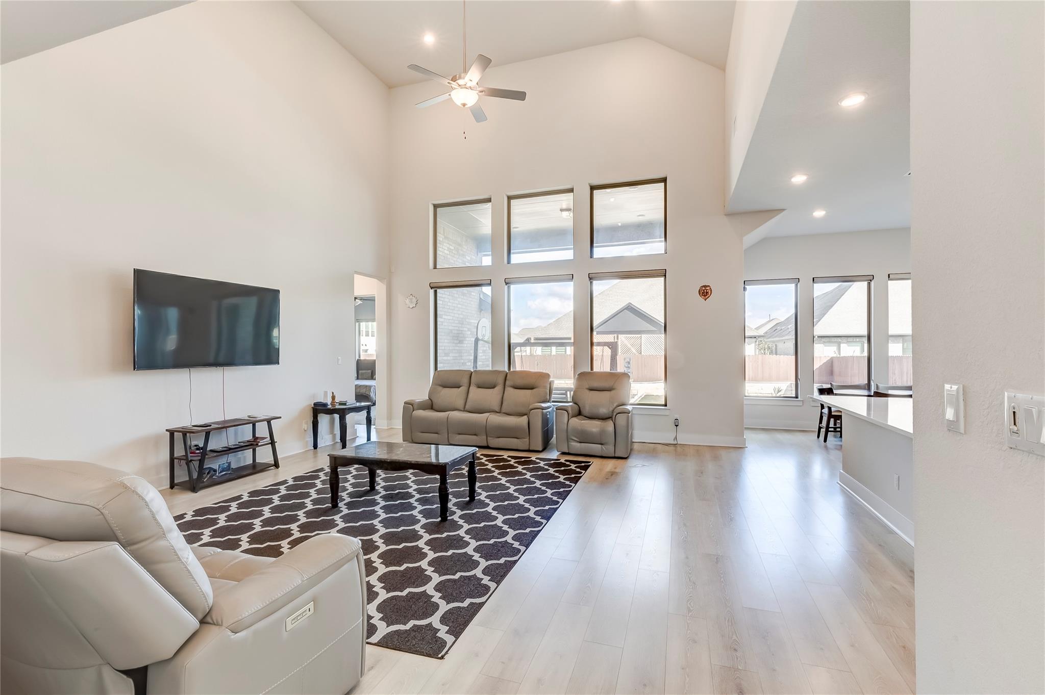 212 Charbono St, Leander, TX 78641