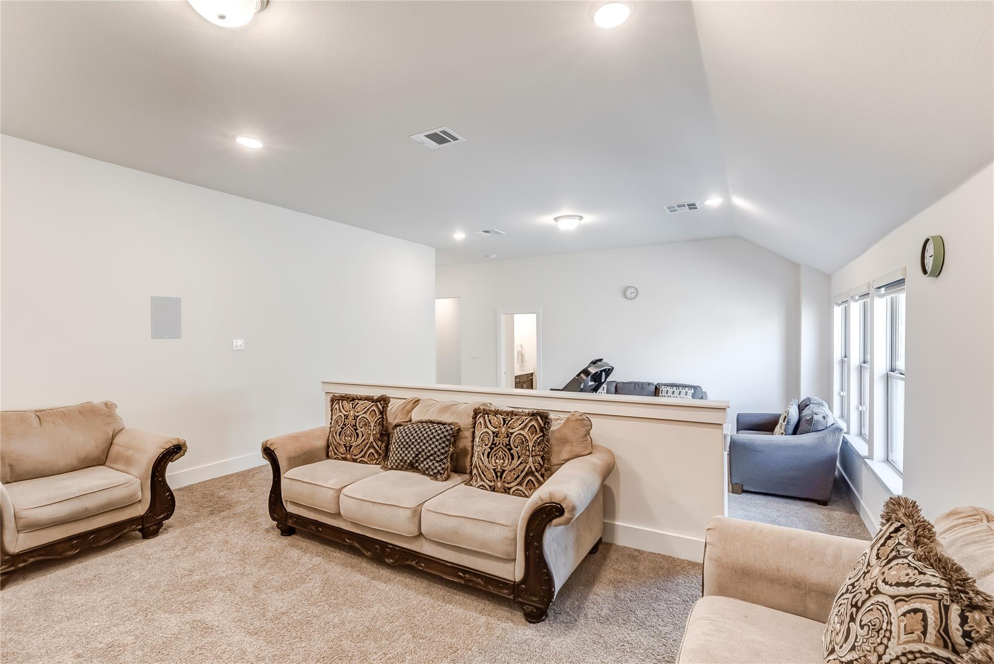 212 Charbono St, Leander, TX 78641