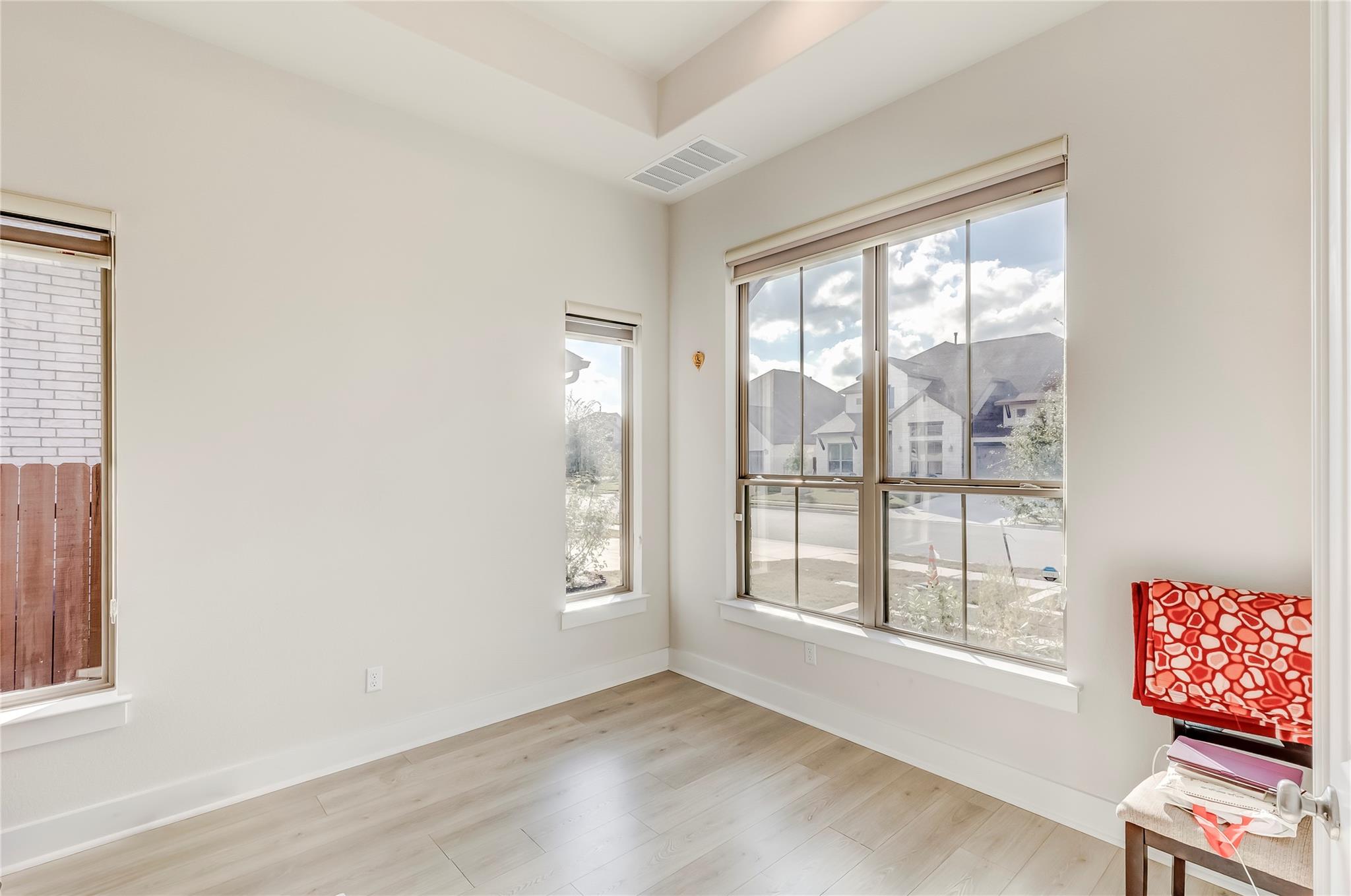 212 Charbono St, Leander, TX 78641