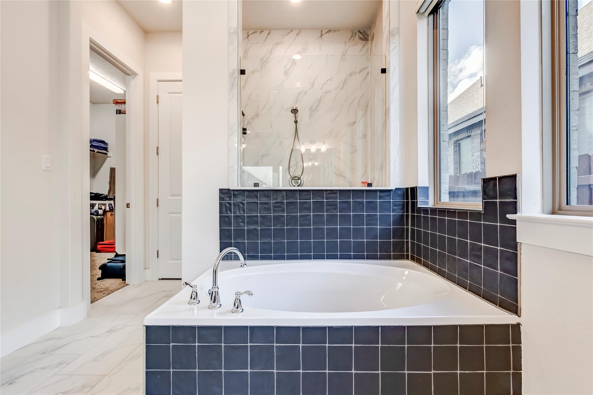 212 Charbono St, Leander, TX 78641