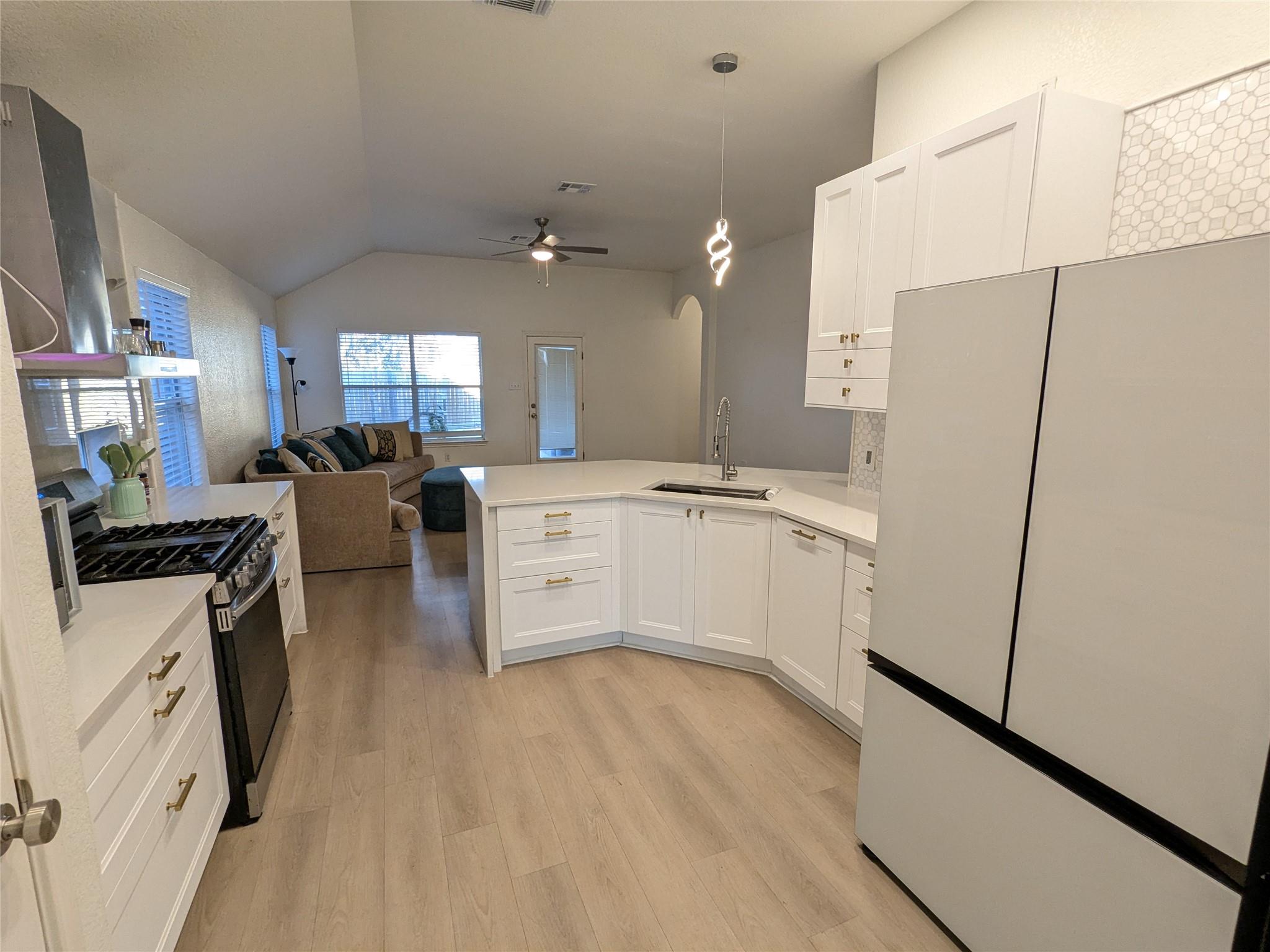 2008 Petrified Forest Dr, Austin, TX 78747