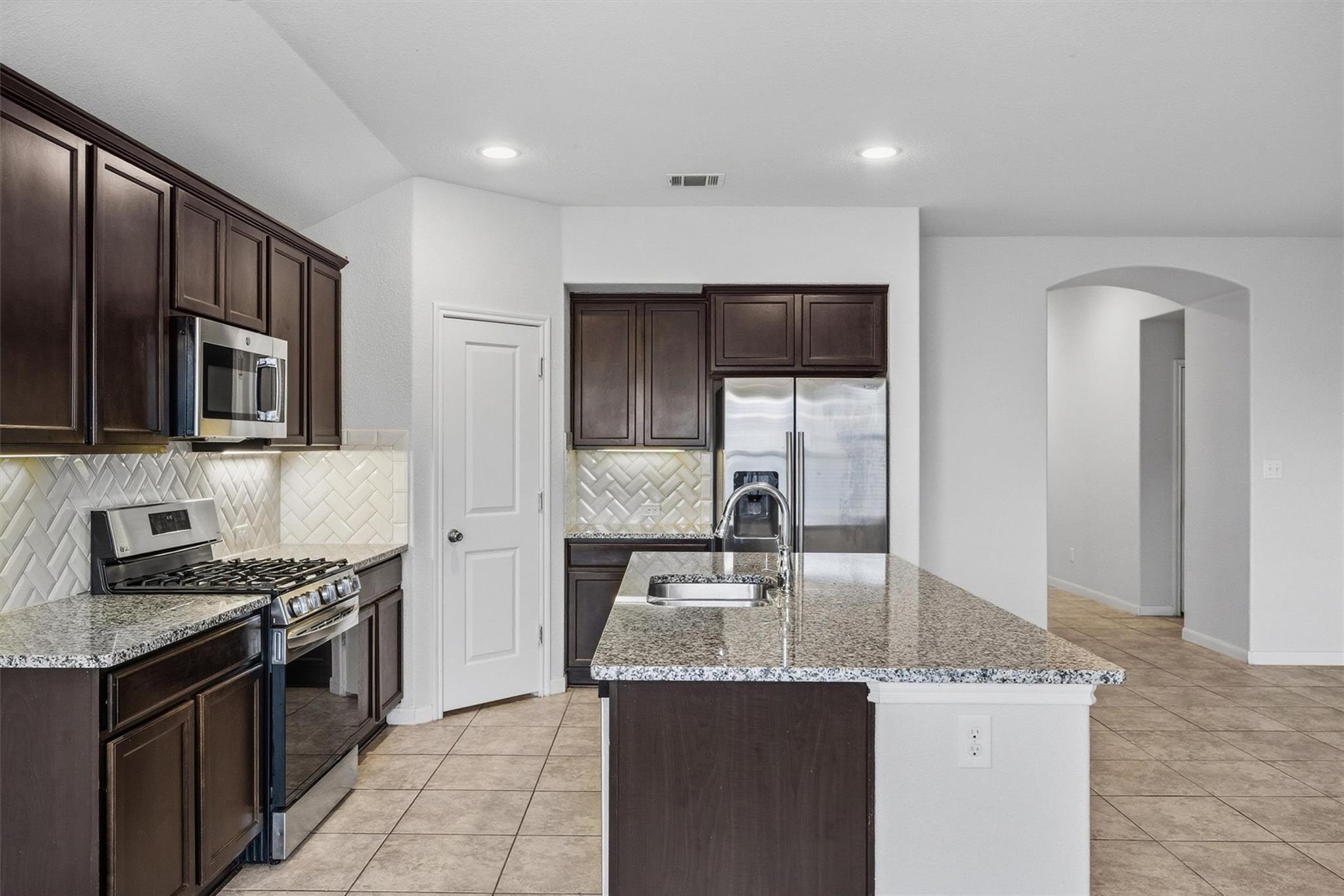 5671 Corsica Loop, Round Rock, TX 78665