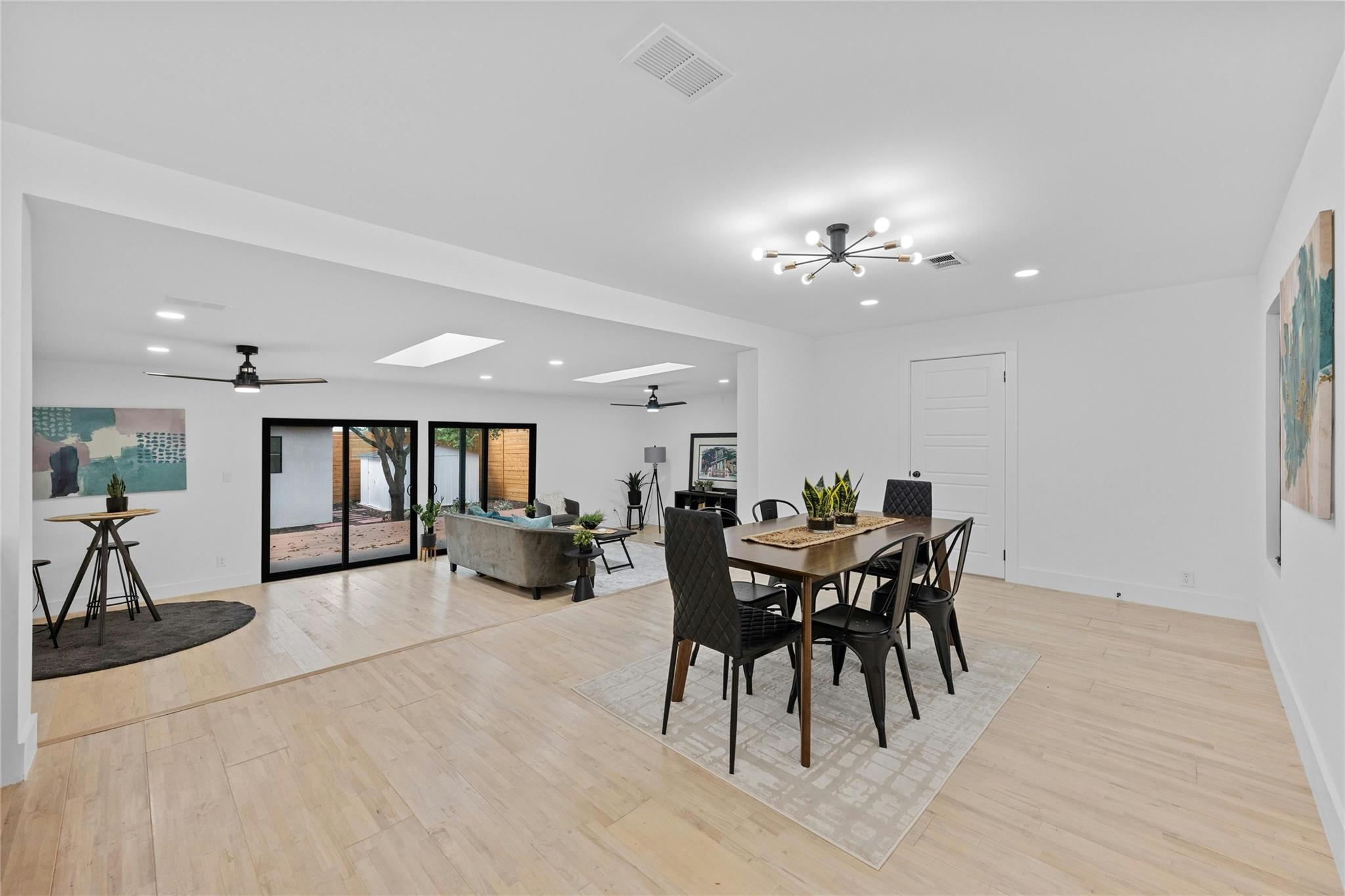 1305 Ridgehaven Dr, Austin, TX 78723