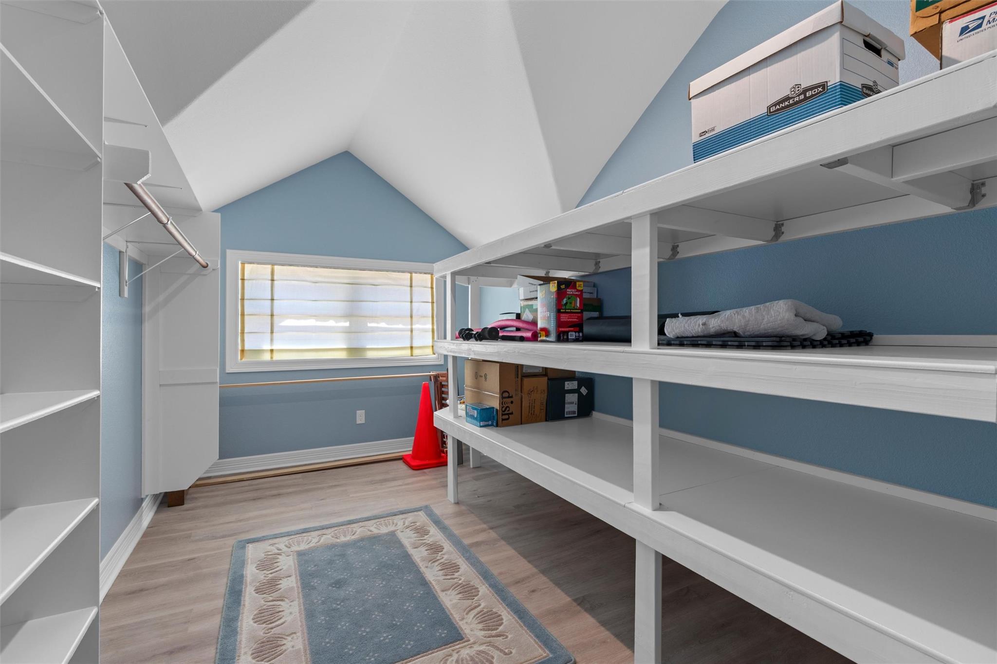 25003 Montana Creek Xing, Marble Falls, TX 78654