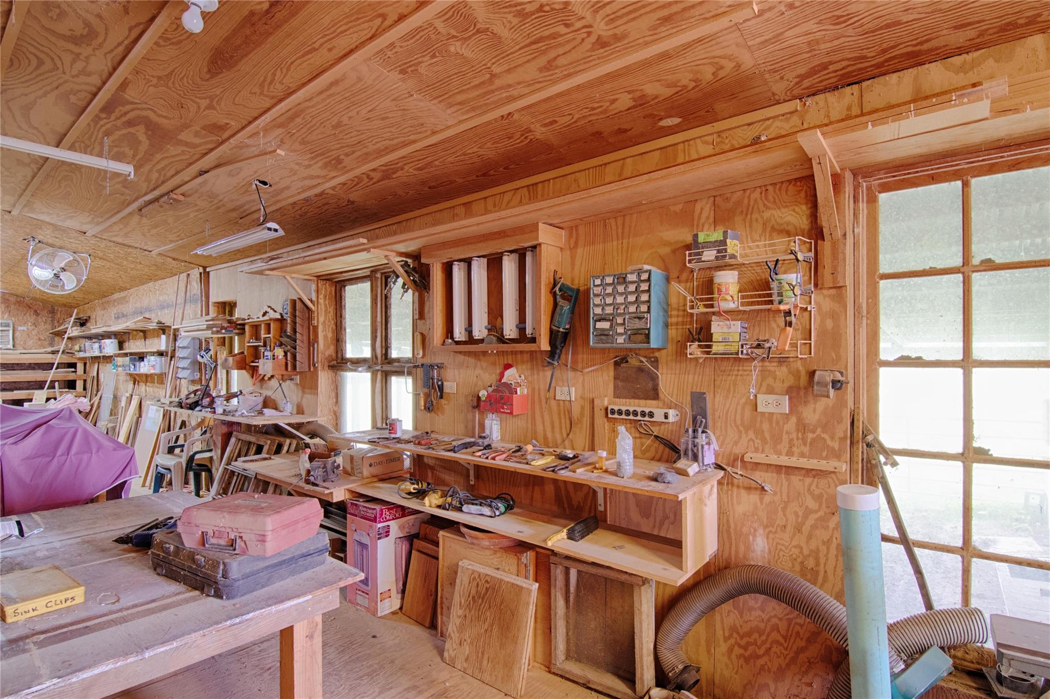 7755 FM 1295, Moulton, TX 77975