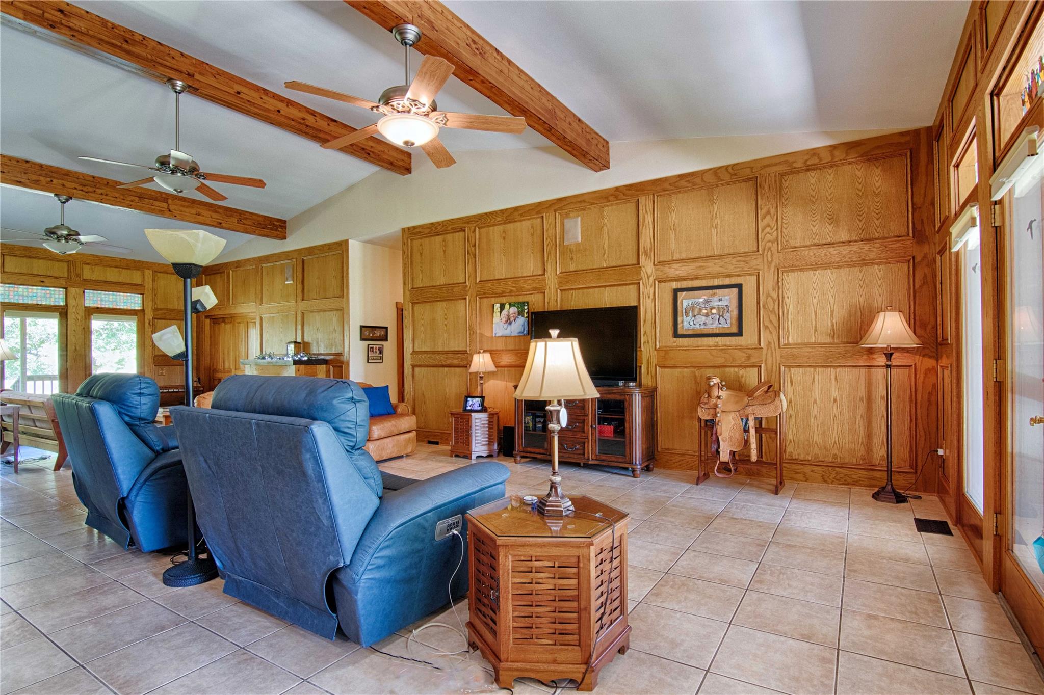 7755 FM 1295, Moulton, TX 77975