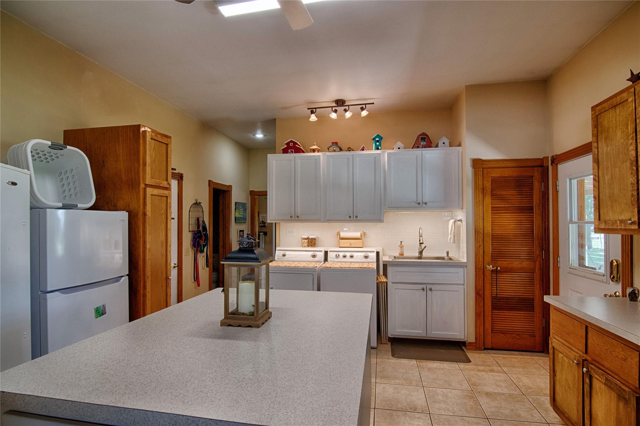 7755 FM 1295, Moulton, TX 77975