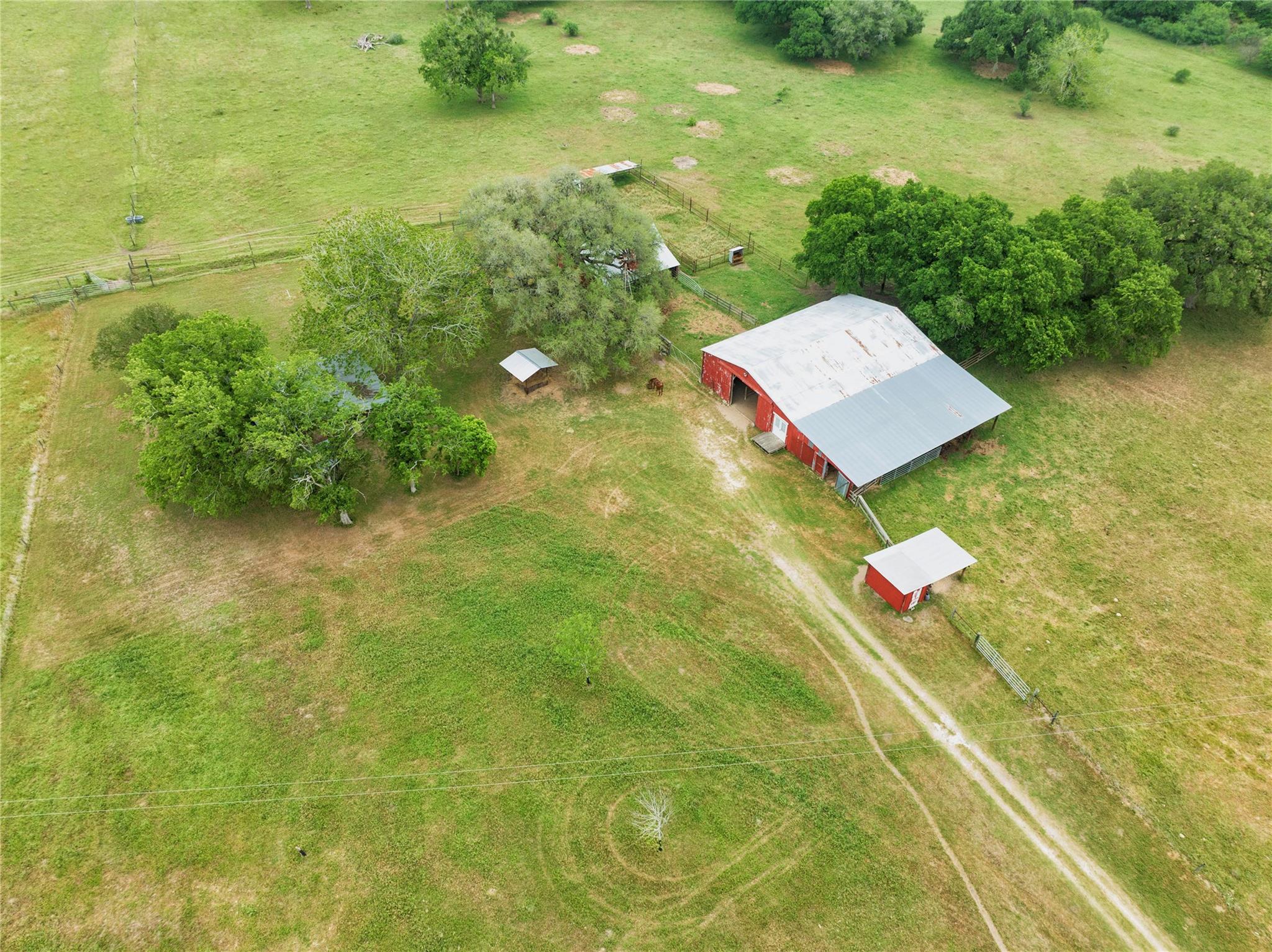 7755 FM 1295, Moulton, TX 77975
