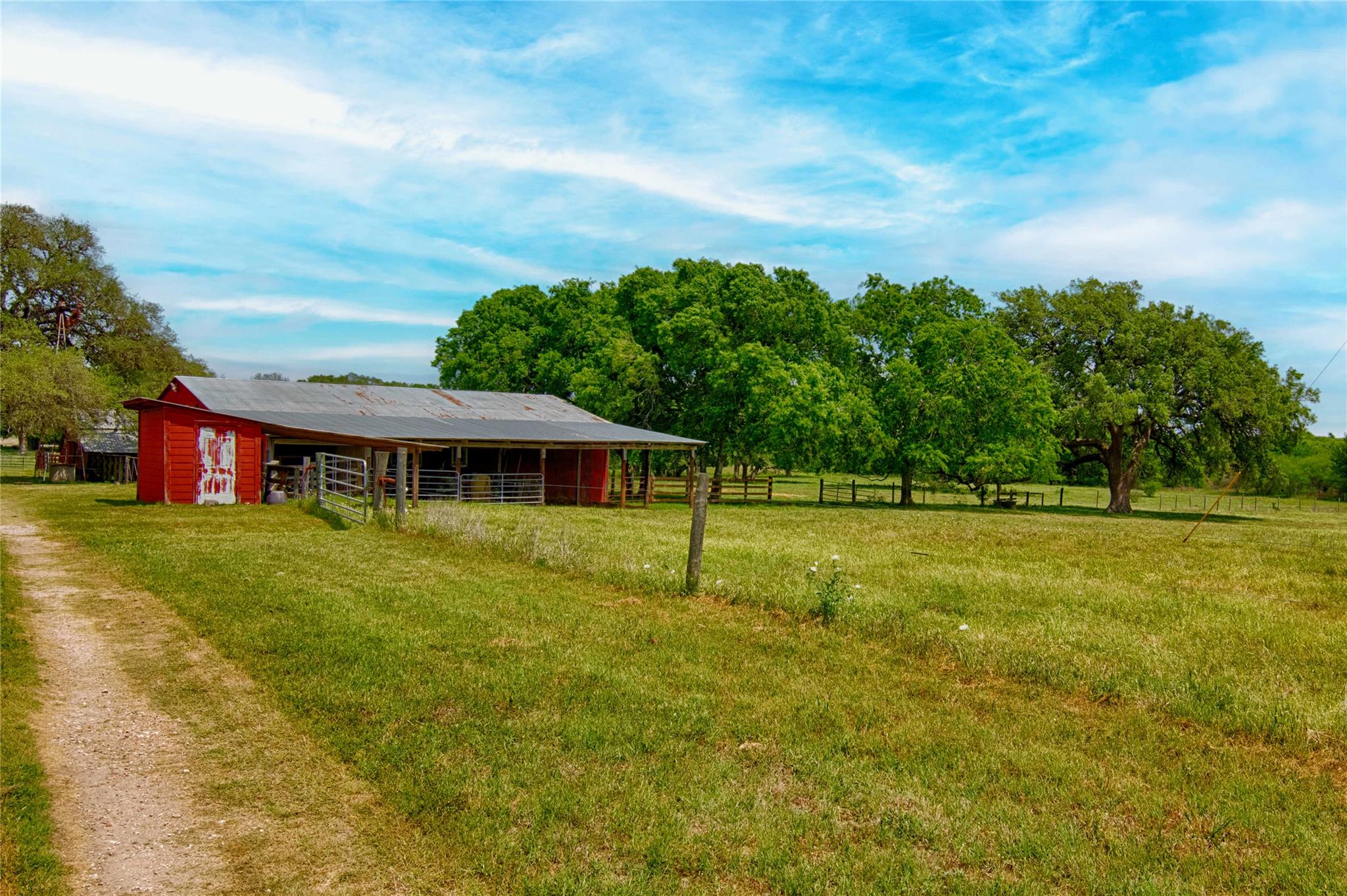 7755 FM 1295, Moulton, TX 77975