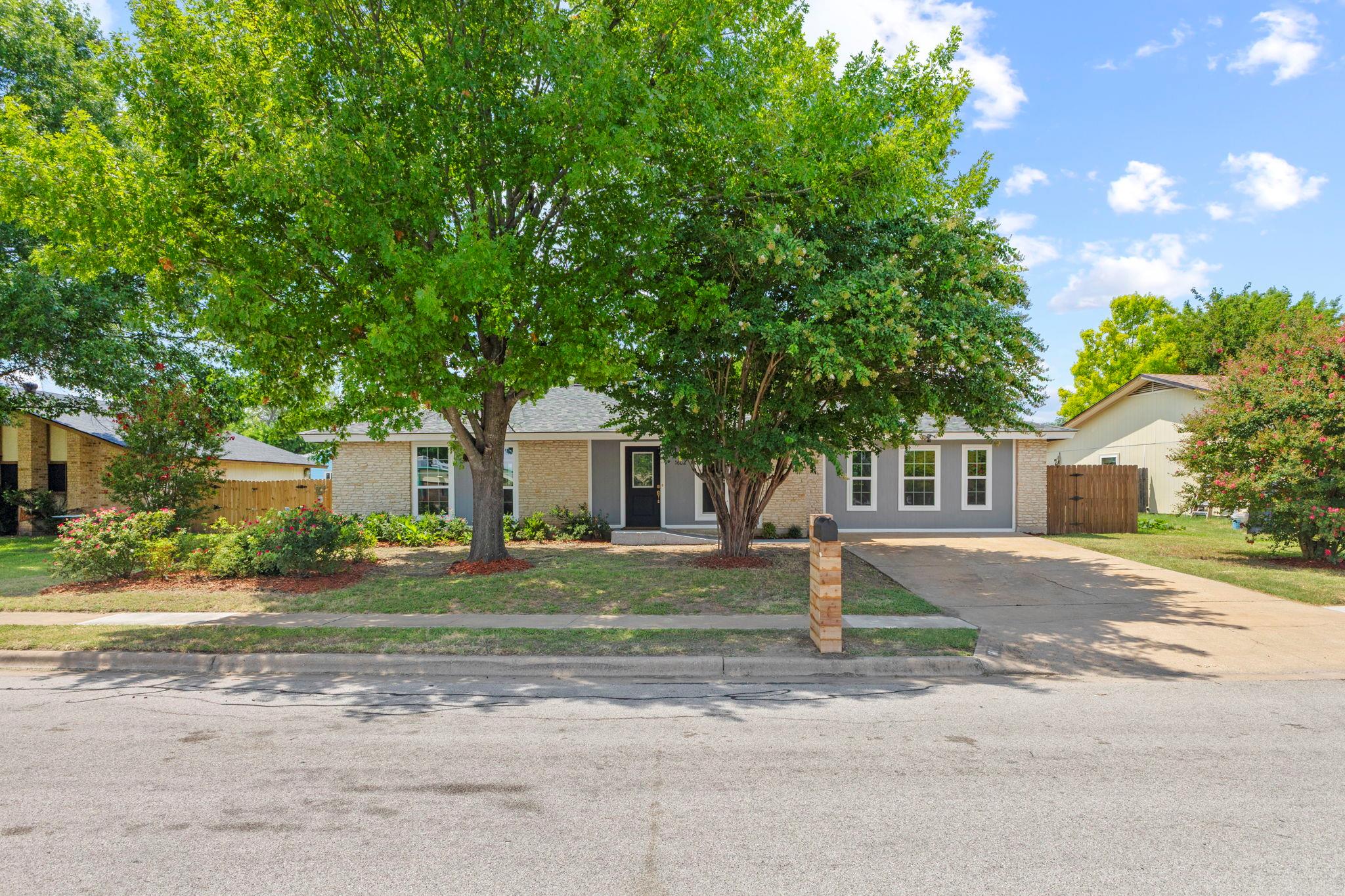 1602 Provident Ln, Round Rock, TX 78664