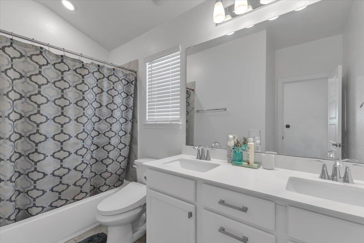 12716 Mogador St, Manor, TX 78653