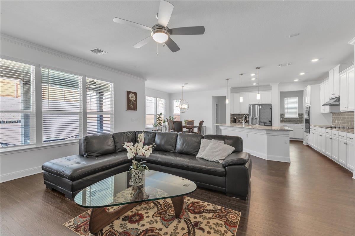 12716 Mogador St, Manor, TX 78653