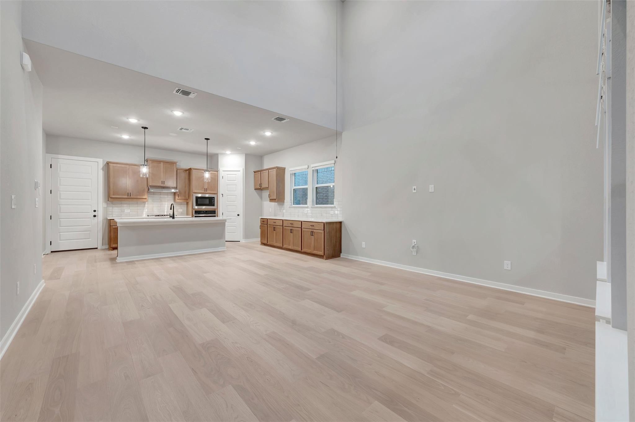 144 Bishop Wood Rd, Dripping Springs, TX 78620