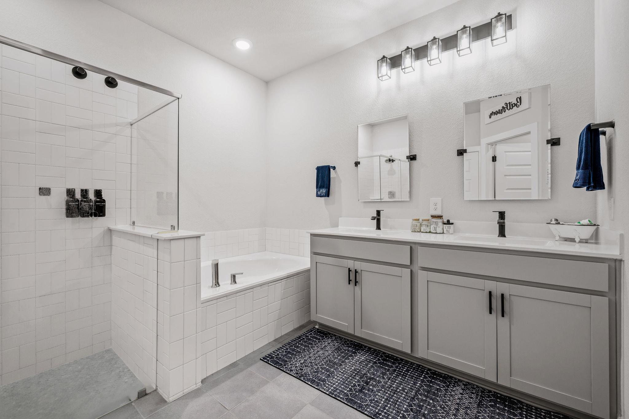 307 Gray Fox Loop, Hutto, TX 78634