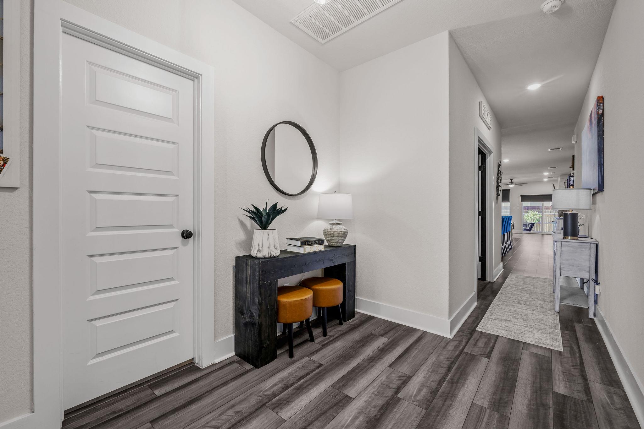 307 Gray Fox Loop, Hutto, TX 78634