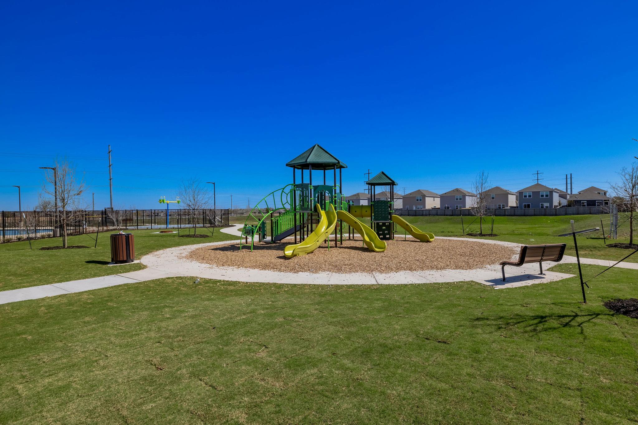 307 Gray Fox Loop, Hutto, TX 78634