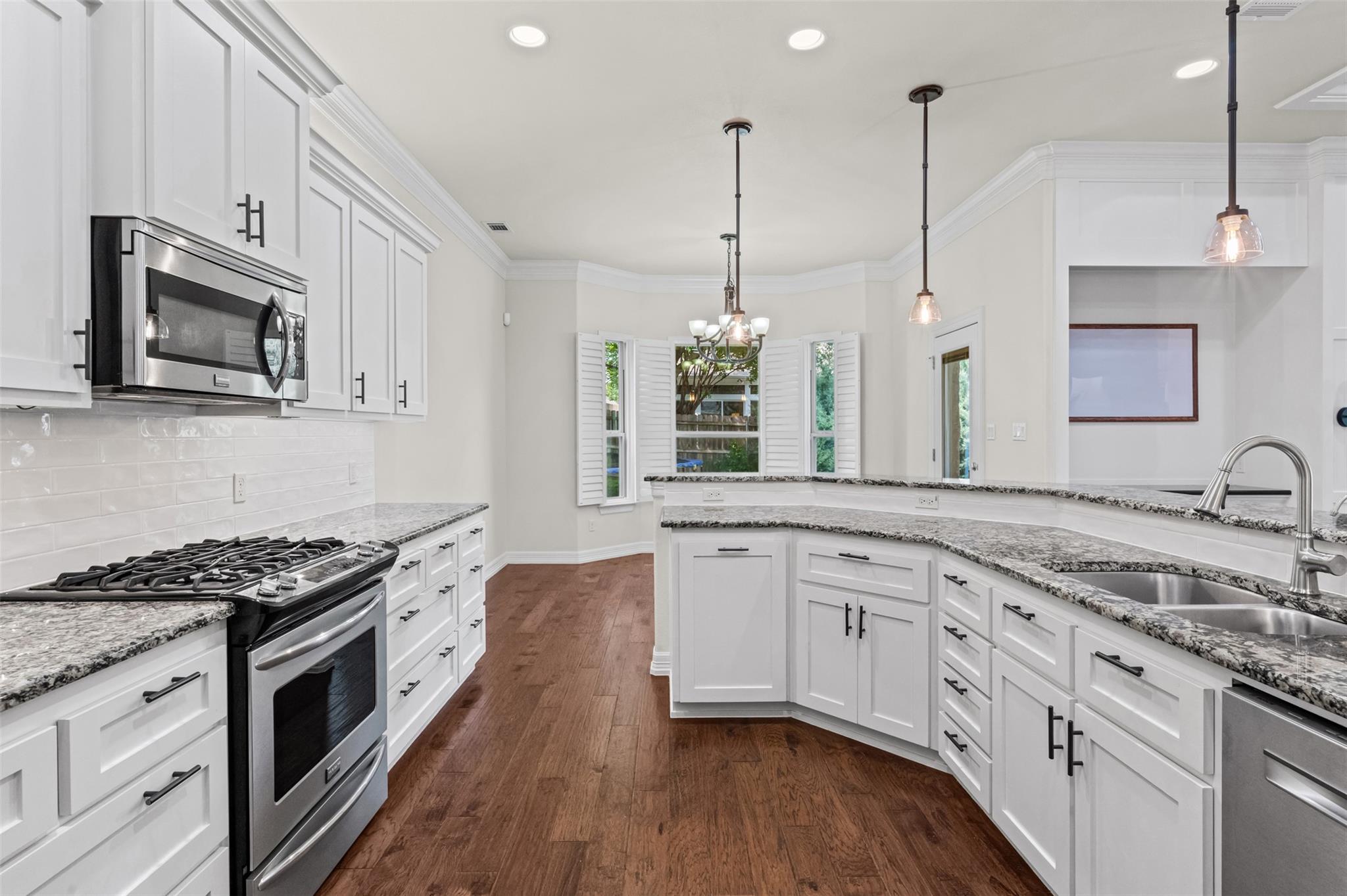 2204 Deerfield Dr, Temple, TX 76502