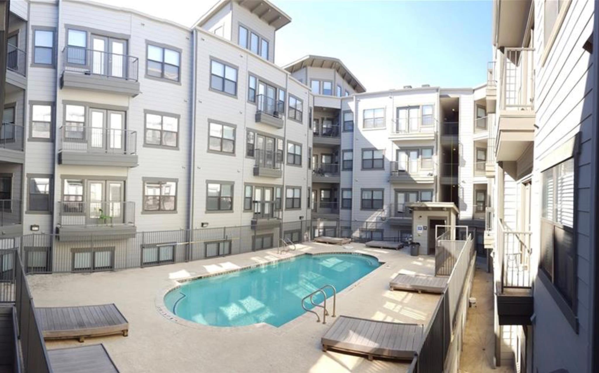 2502 Leon St # 201, Austin, TX 78705