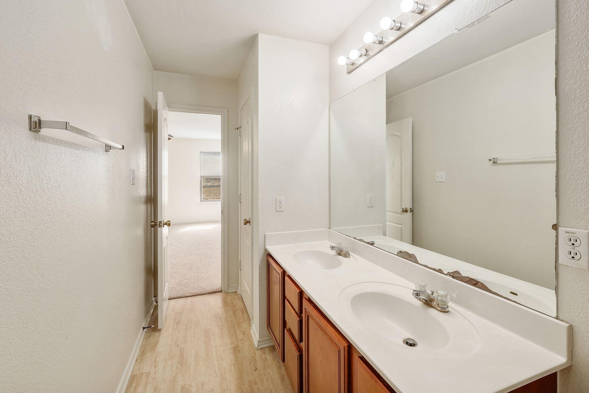 3502 Sandy Brook Dr, Round Rock, TX 78665