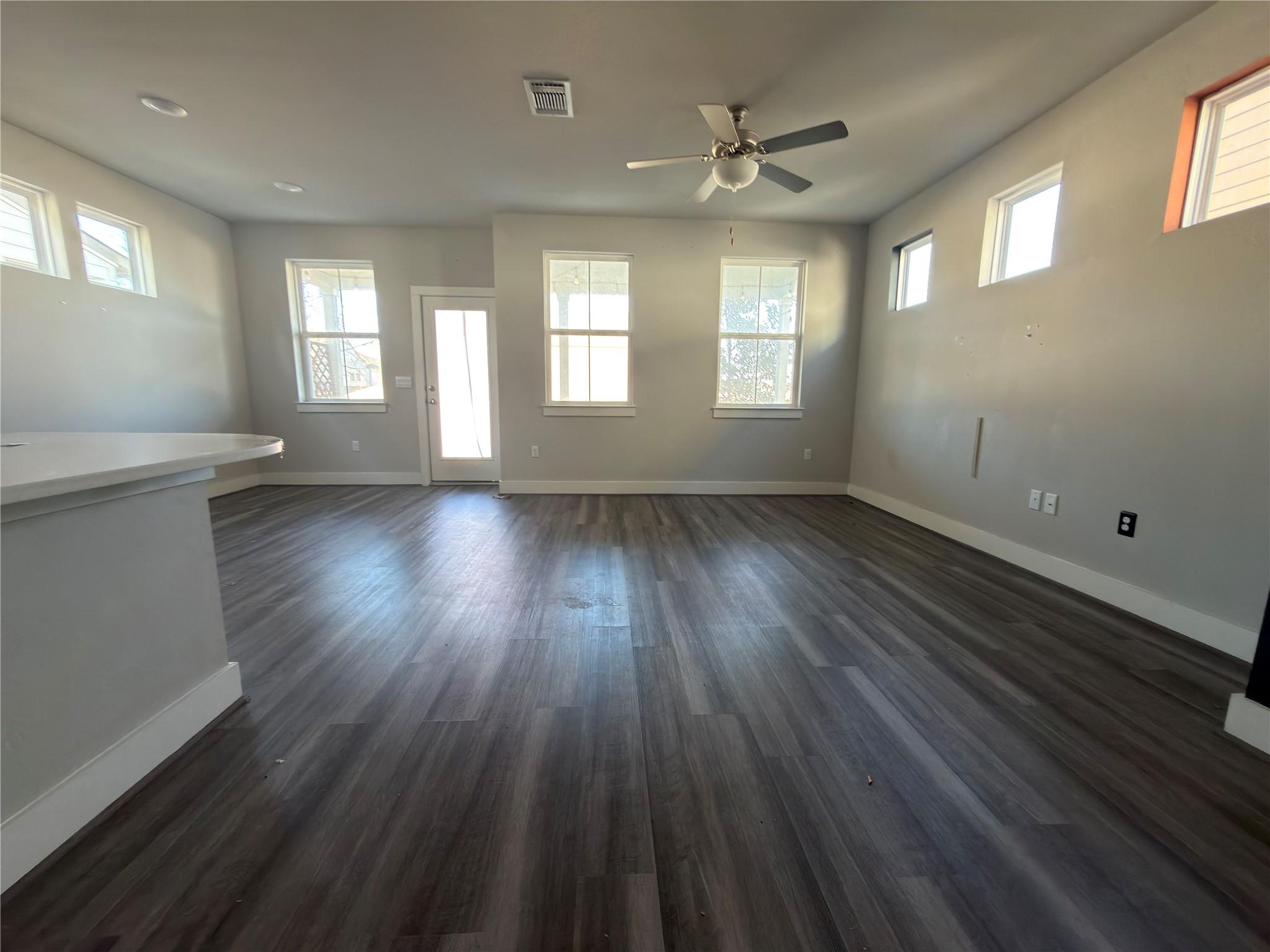 7312 Acela Trl, Austin, TX 78744