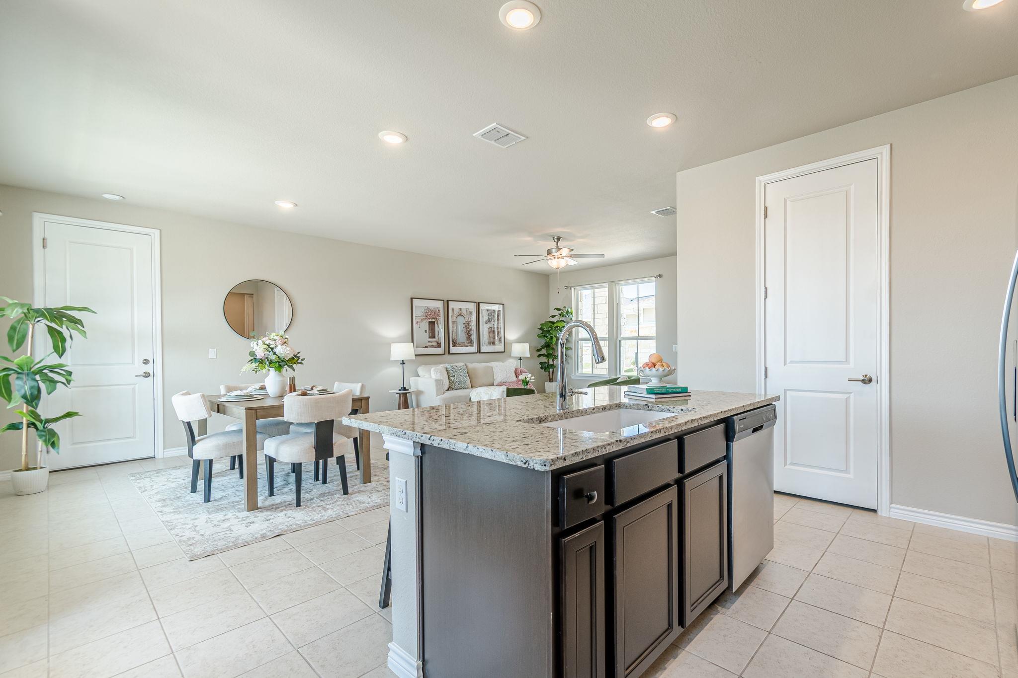 116 Mulligan Dr # 103, San Marcos, TX 78666