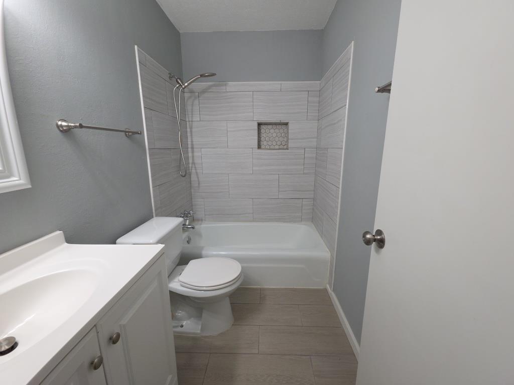 5808 Wellington Dr # 4, Austin, TX 78723