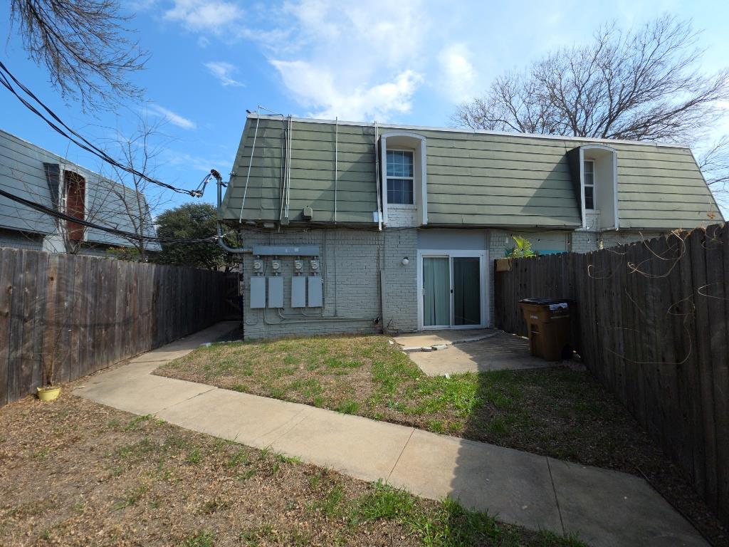 5808 Wellington Dr # 4, Austin, TX 78723