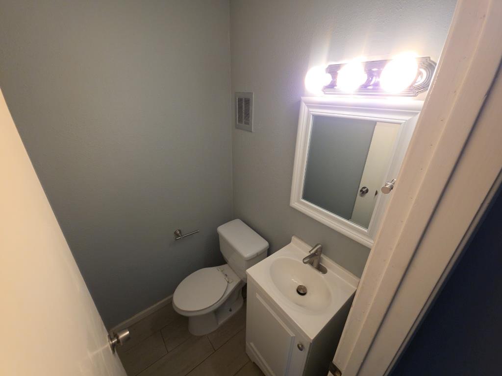 5808 Wellington Dr # 4, Austin, TX 78723