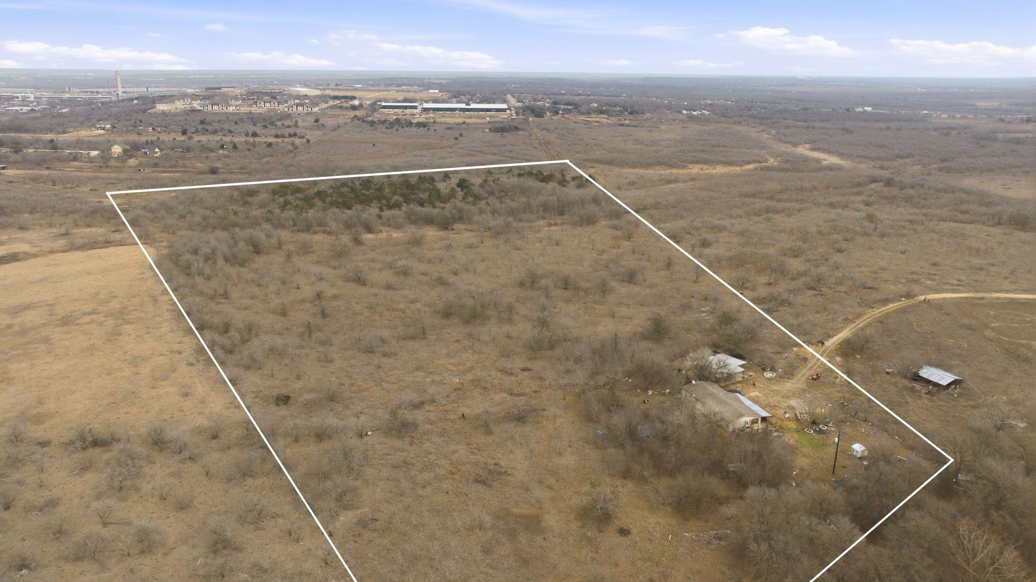 13802 Hokanson Rd, Del Valle, TX 78617