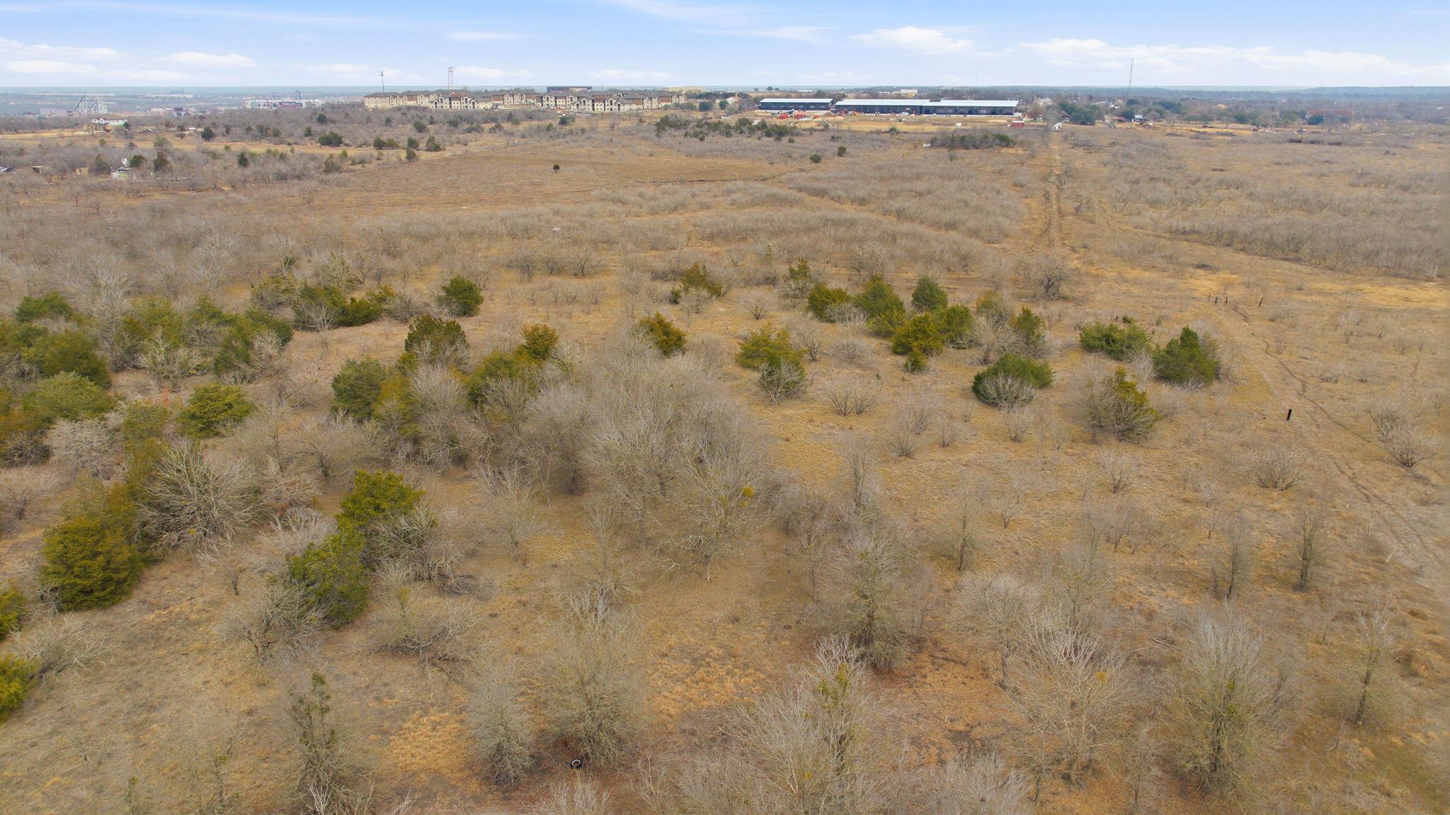 13802 Hokanson Rd, Del Valle, TX 78617