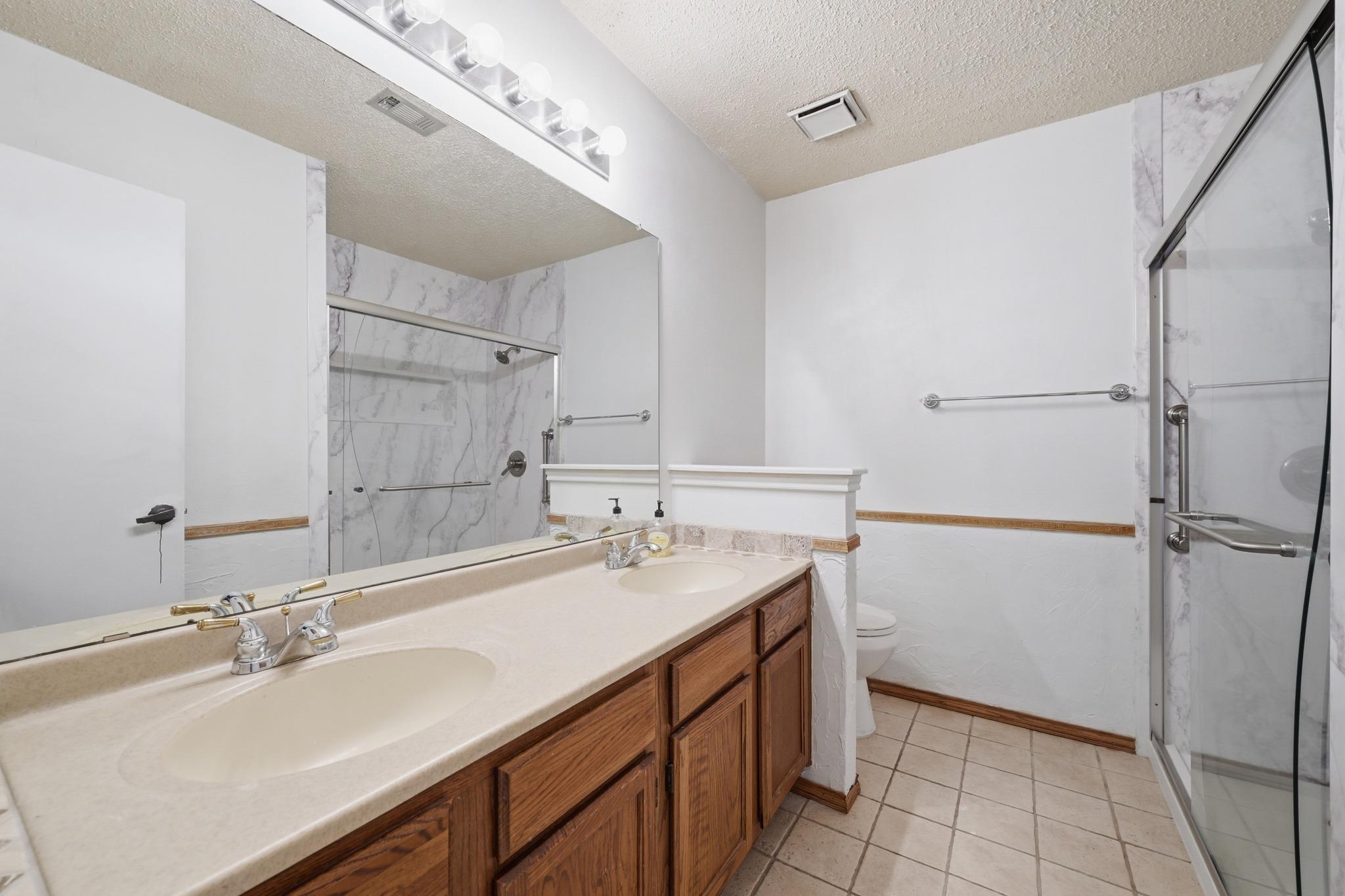 16415 Lone Wolf Dr, Leander, TX 78641