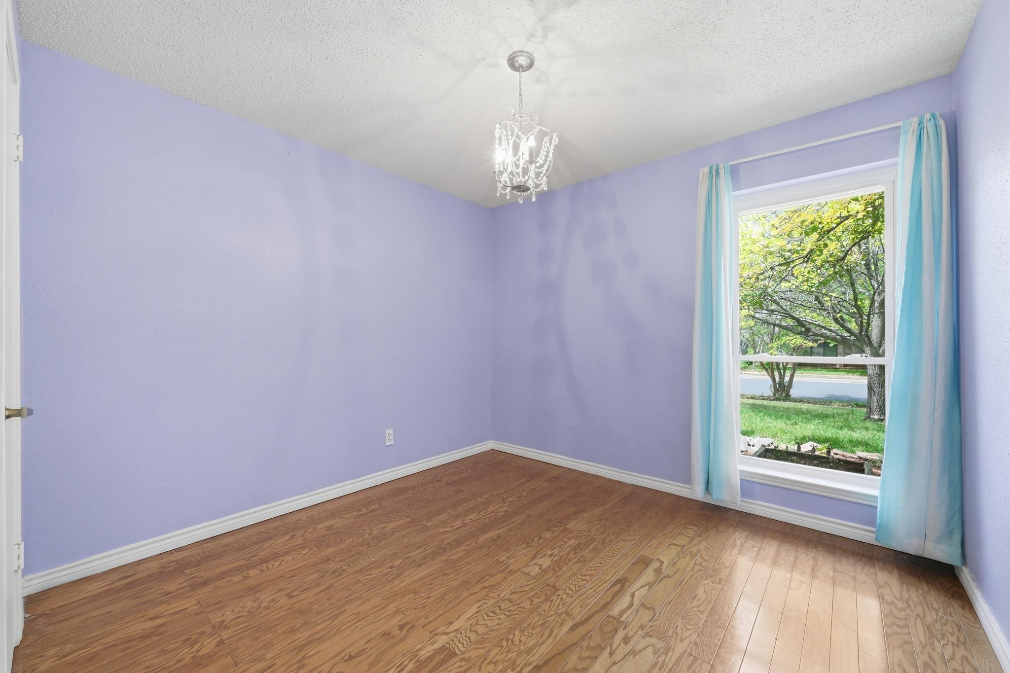 16415 Lone Wolf Dr, Leander, TX 78641