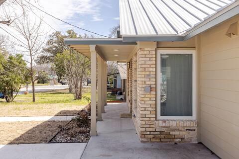 605 Wilmes Dr # 1, Austin, TX 78752