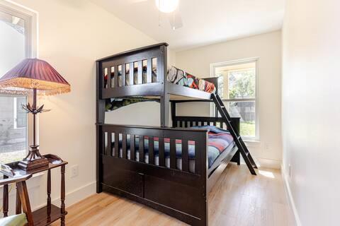 605 Wilmes Dr # 1, Austin, TX 78752