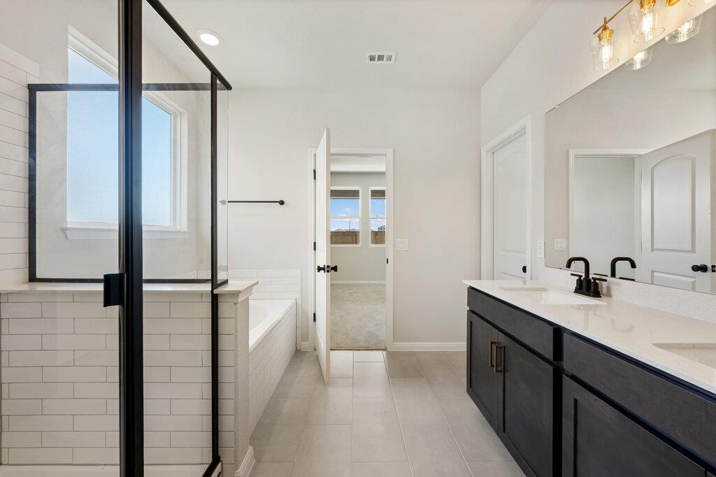 9801 Serene Bliss Ln, Buda, TX 78610