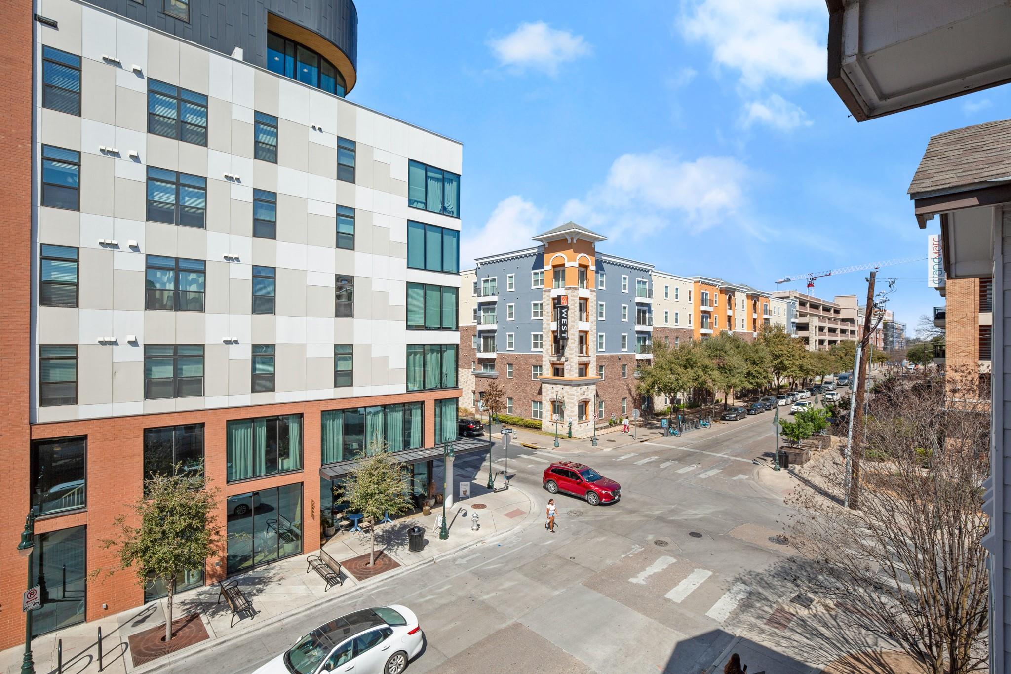 501 W 26th St # 304, Austin, TX 78705