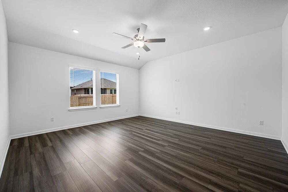 208 Childress St, Hutto, TX 78634