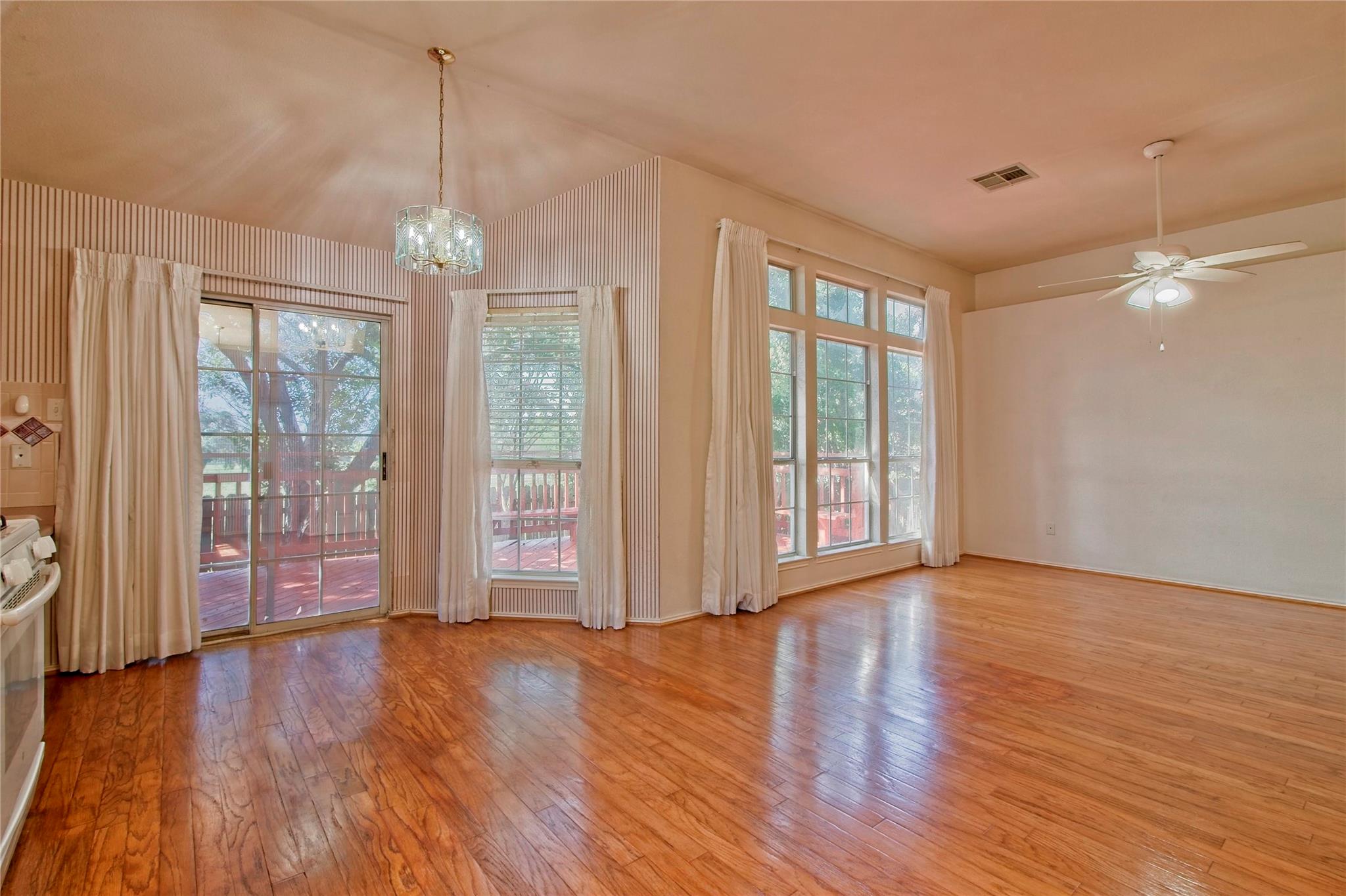 108 Rio Vista Dr, Georgetown, TX 78626